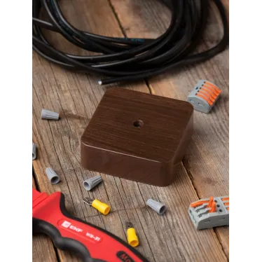 Коробка разветвительная КМР-030-030кг (78х78х26) с клеммником тёмное дерево PROxima