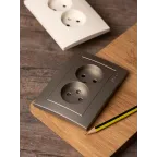 Валенсия лицевая панель розетка 2-местной б/з 10А кашемир с защ. штор.