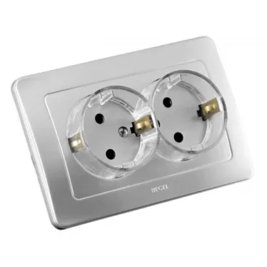 Розетка двойная скрытая с заземлением со шторками (стакан) серебро
