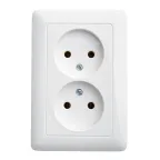 ХИТ Розетка двойная скрытая белая без заземления и шторок 16А 250В