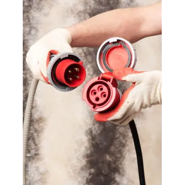 Розетка переносная 2242 3Р+РЕ 32А 380В IP67 PROxima