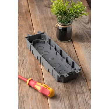 Коробка приборная для лючка C-Line 24