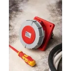 Розетка стационарная внутренняя угловая 4352 3Р+РЕ+N 63А 380В IP67 PROxima